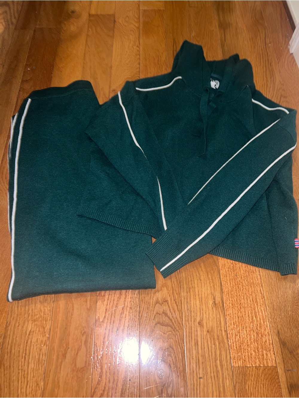 K-Swiss Dark Green Turtleneck Sweater with White Piping